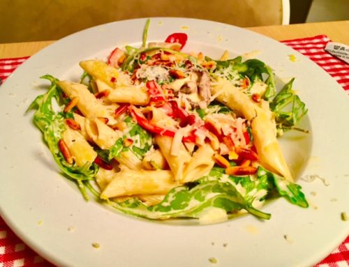 ? Spicy Penne with Shiitake, Bell Pepper & Rocket ?